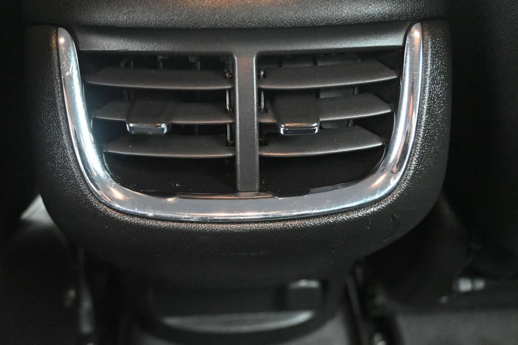 Used 2023 Chevrolet Malibu LT FWD image 25