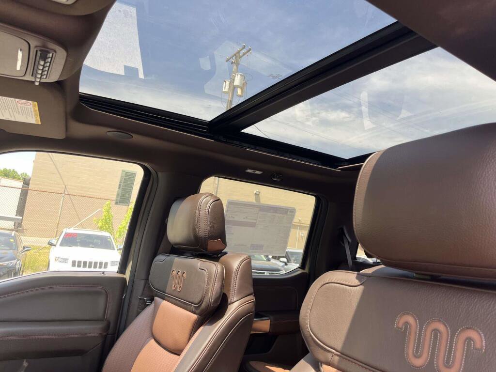 New 2026 Ford F250 King Ranch w/ Chrome Package AWD/4WD image 5