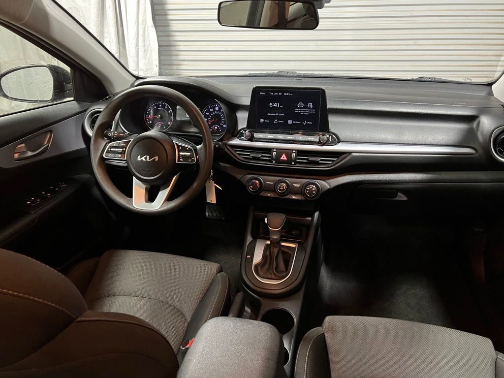 Used 2024 Kia Forte LX image 13