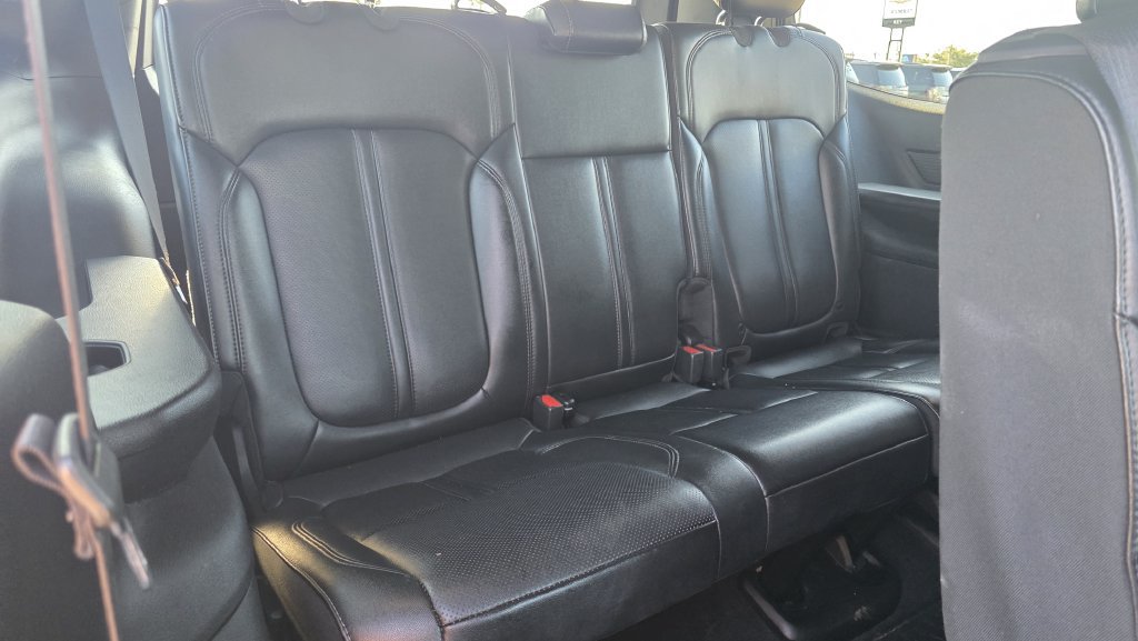 Used 2018 Jeep Wrangler Unlimited Sport AWD/4WD image 8