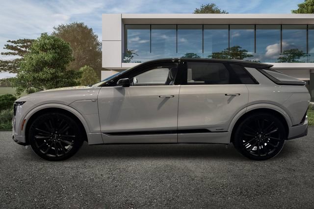 New 2026 Cadillac Lyriq V image 7