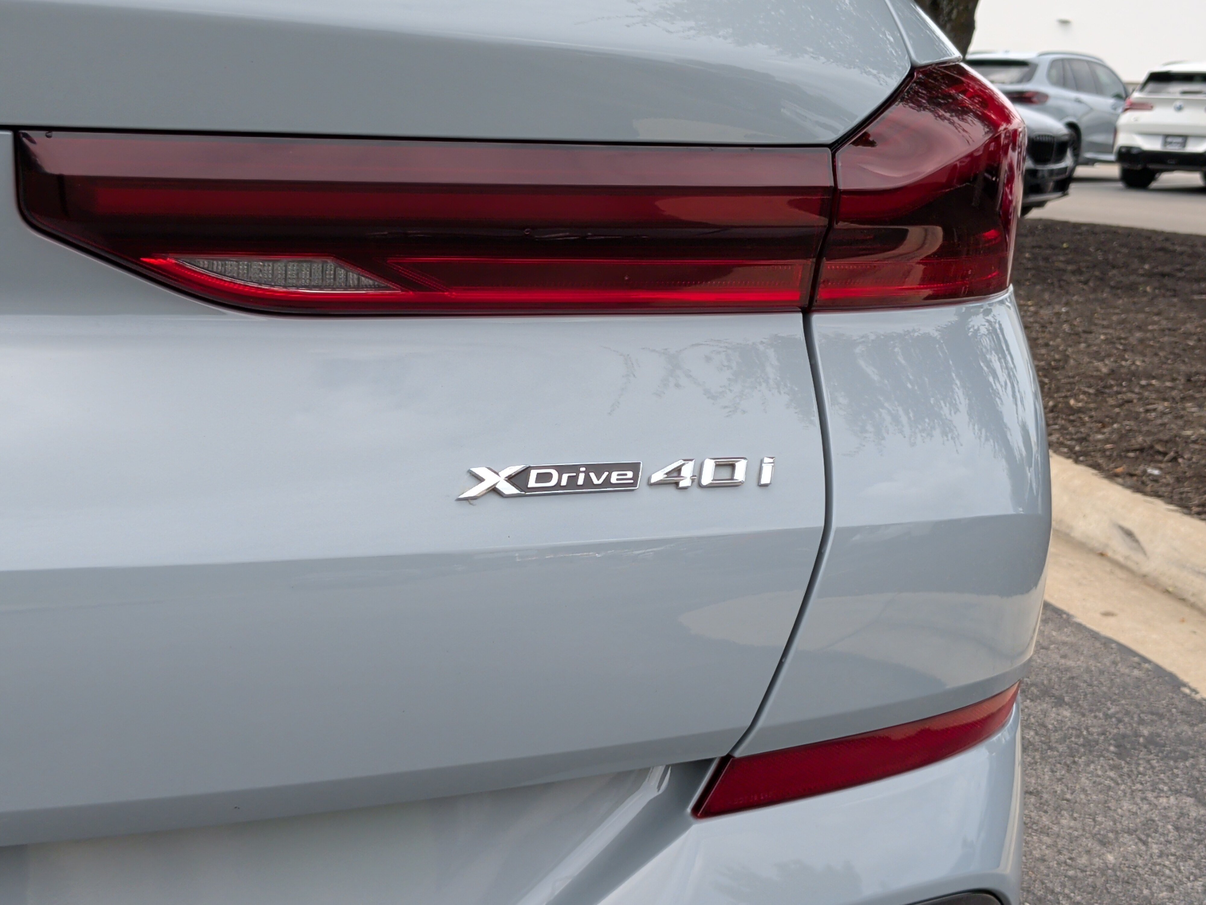 Certified 2024 BMW X6 xDrive40i w/ Premium Package AWD/4WD image 11