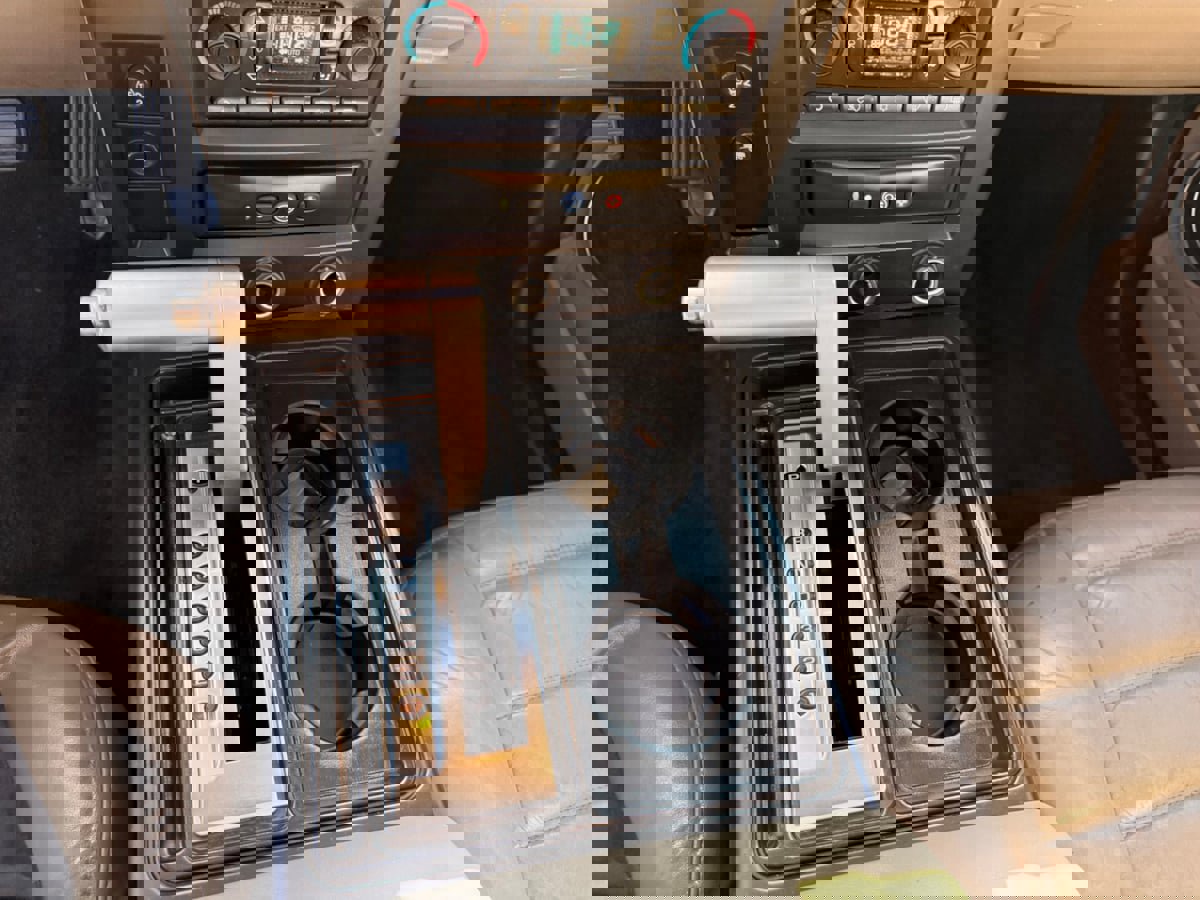 Used 2005 HUMMER H2 image 26