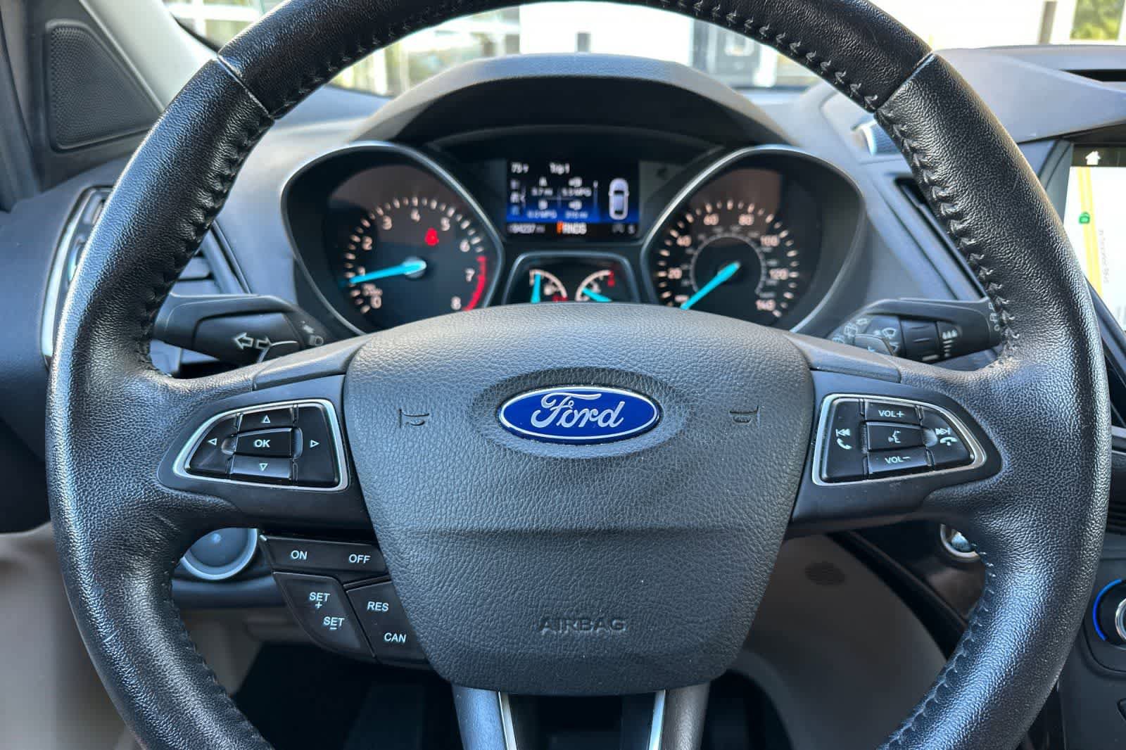 Used 2017 Ford Escape Titanium FWD image 26
