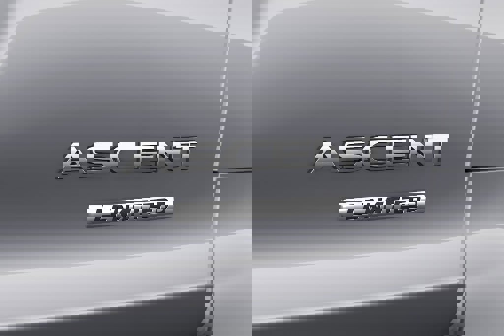 New 2026 Subaru Ascent Limited image 15