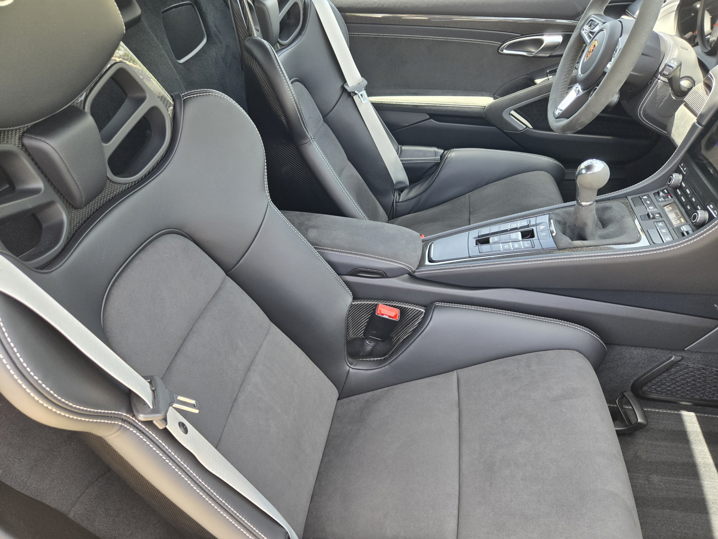 Used 2025 Porsche 718 Boxster GTS RWD image 14
