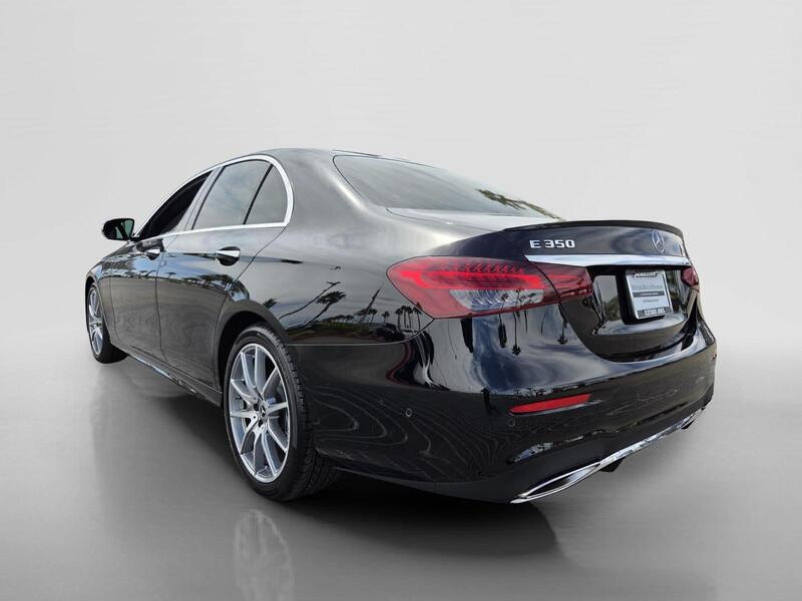 Certified 2022 Mercedes-Benz E 350 Sedan image 3