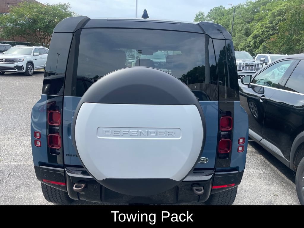 Used 2023 Land Rover Defender 110 X-Dynamic SE AWD/4WD image 5