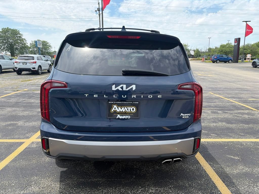 Used 2025 Kia Telluride S AWD/4WD image 5