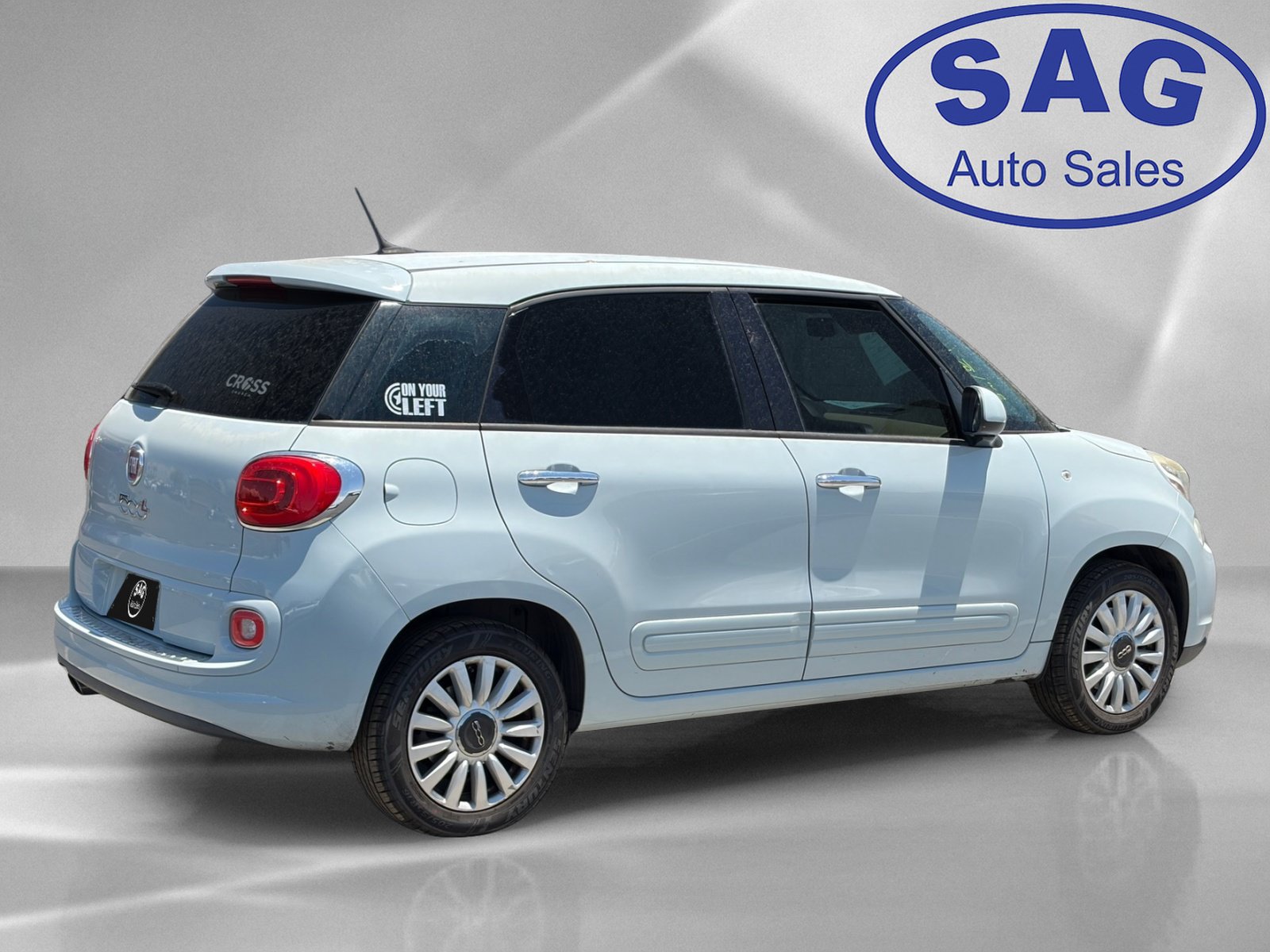 Used 2014 FIAT 500L Easy FWD image 3