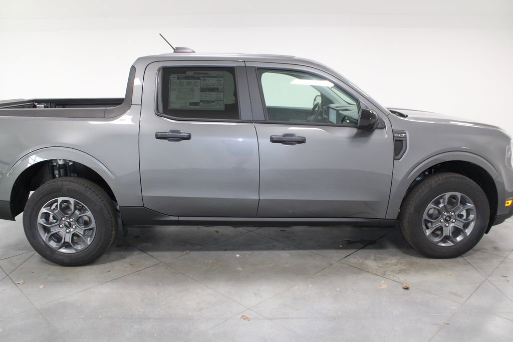 New 2025 Ford Maverick XLT w/ XLT Luxury Package image 10