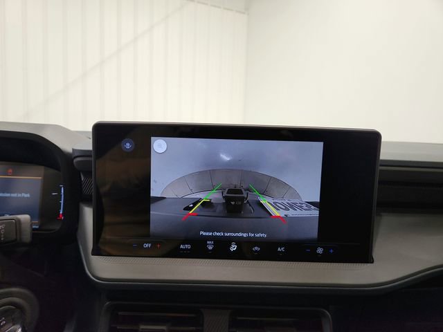 Used 2025 Ford Maverick XL w/ Equipment Group 102A image 22