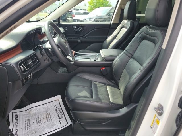 Certified 2024 Lincoln Aviator Reserve w/ Elements Package Plus AWD/4WD image 6