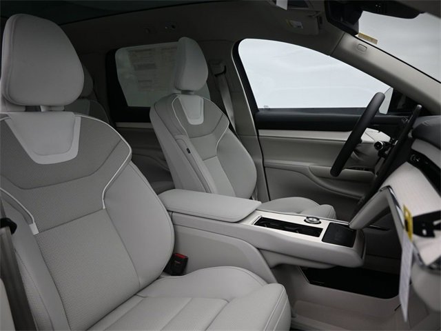 New 2025 Volvo EX90 Plus w/ Protection Package Premier image 31