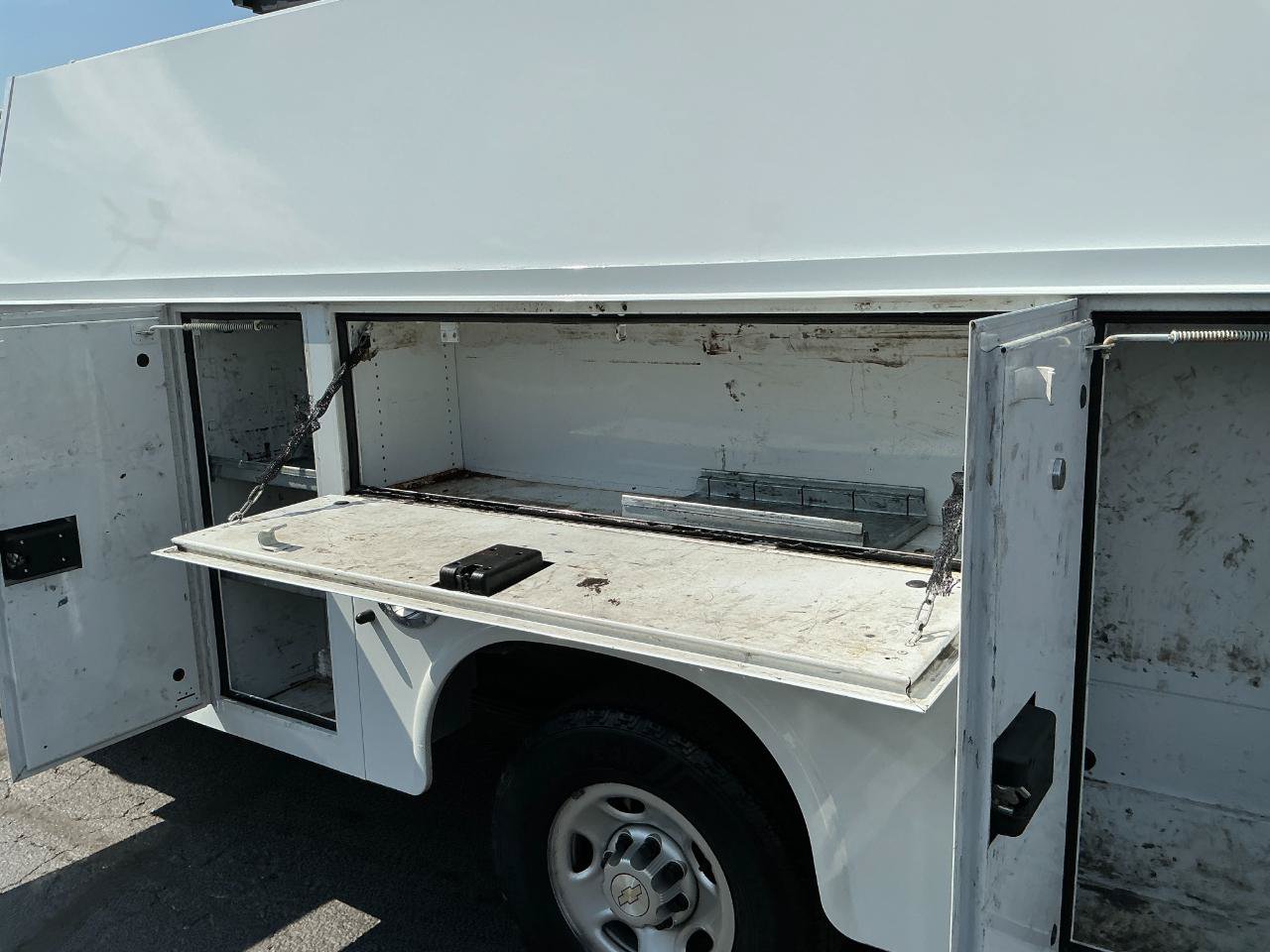 Used 2021 Chevrolet Express 3500 w/ Power Convenience Package RWD image 16