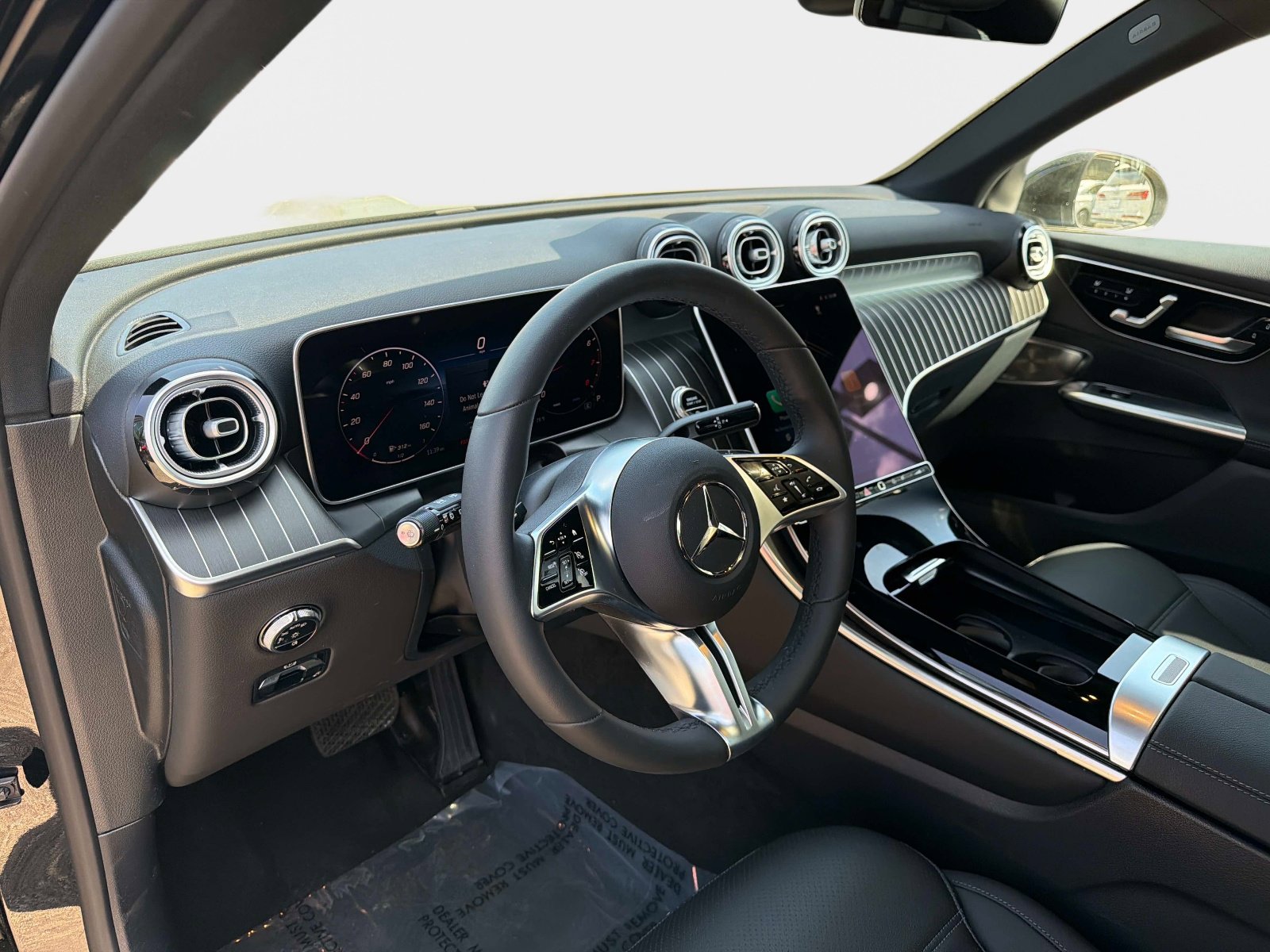 Used 2026 Mercedes-Benz GLC 300 image 18