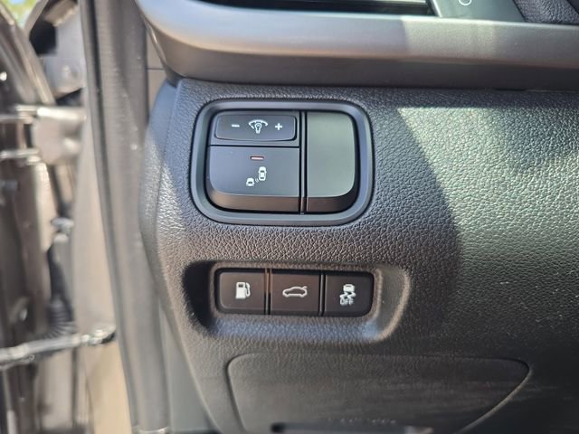 Used 2018 Kia Optima LX w/ 17" Alloy Wheels Package FWD image 20