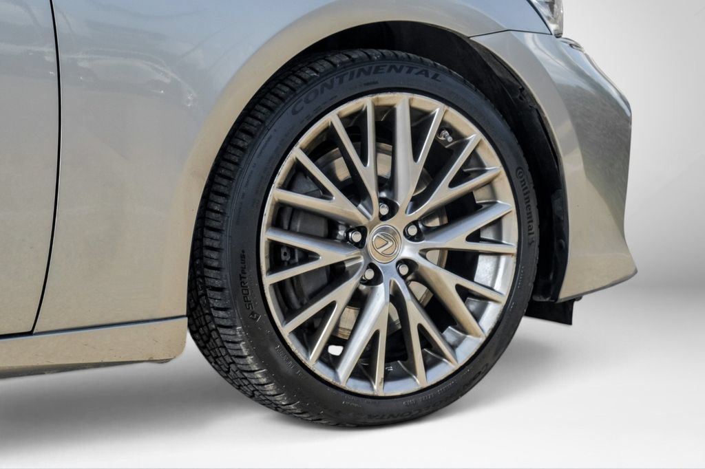 Used 2017 Lexus IS 200t RWD image 61
