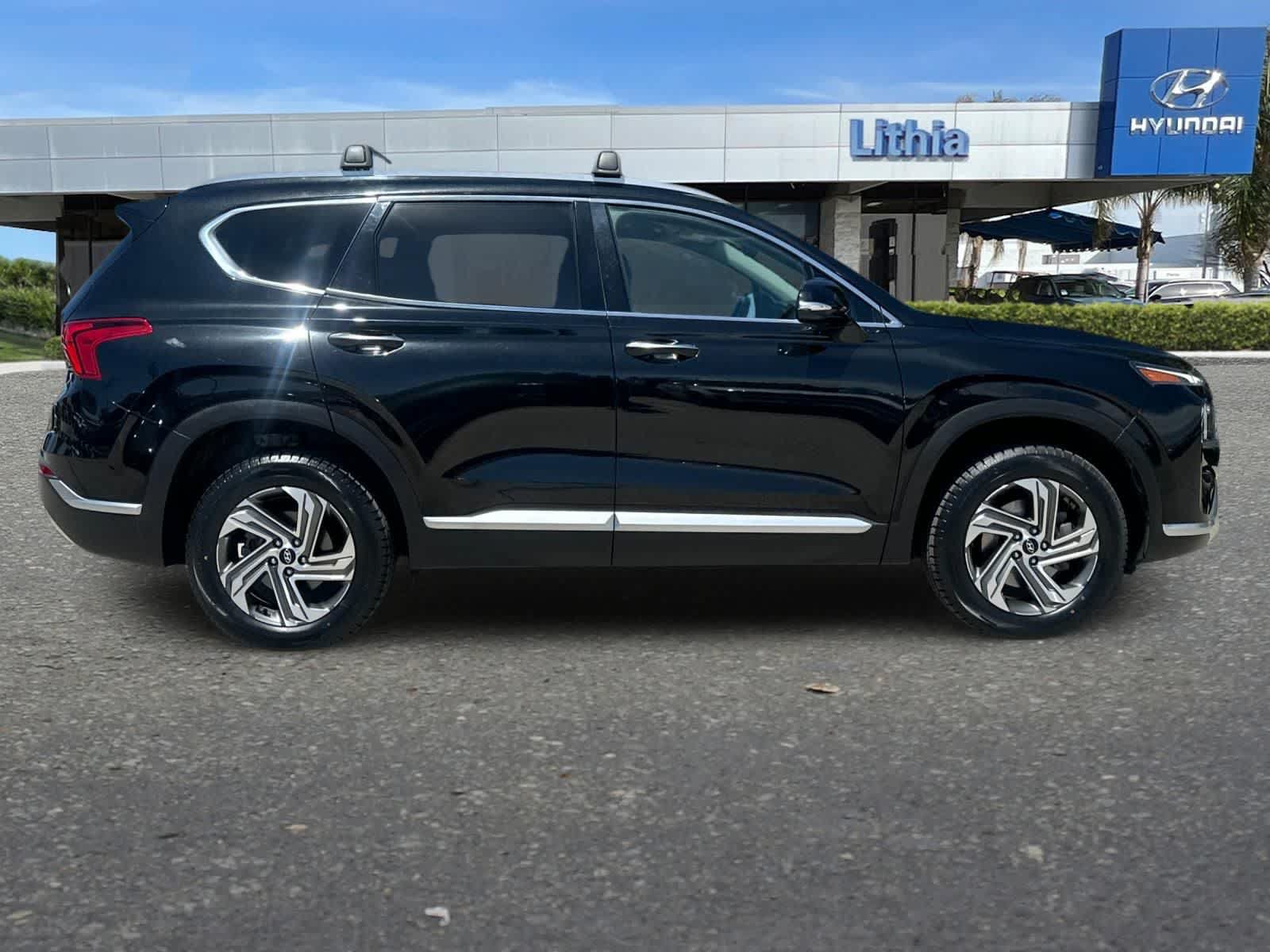 Used 2021 Hyundai Santa Fe SEL w/ Convenience Package AWD/4WD image 9