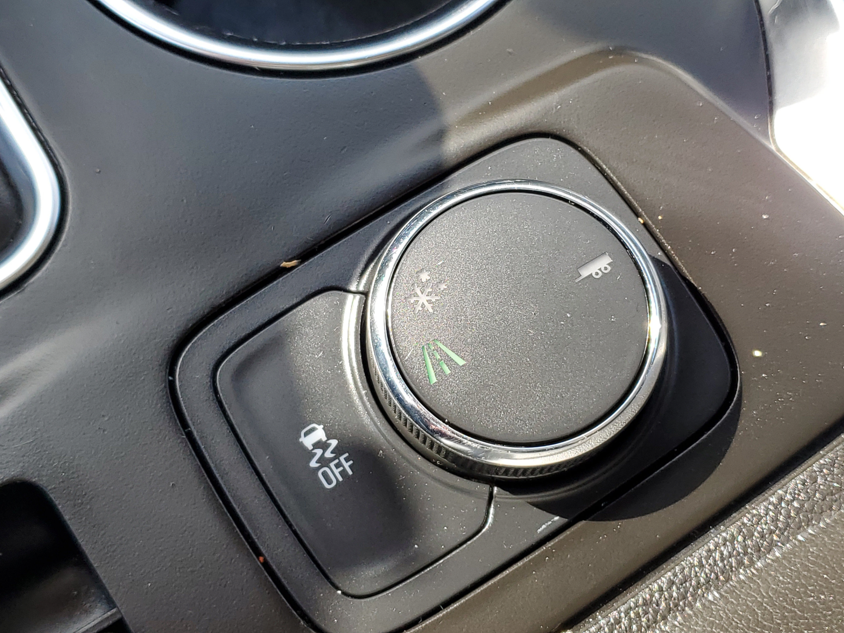 Used 2018 Chevrolet Traverse LT FWD image 29