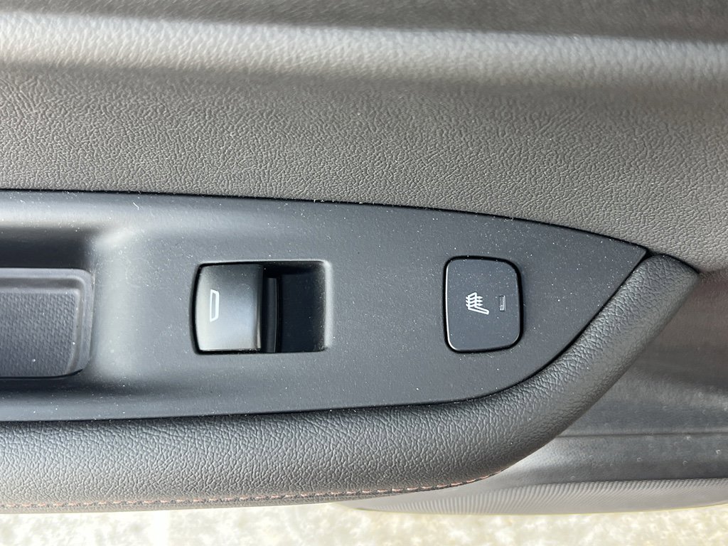 Used 2020 Chevrolet Blazer Premier w/ Driver Confidence II Package image 35