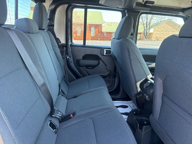 New 2026 Jeep Gladiator Sport image 10