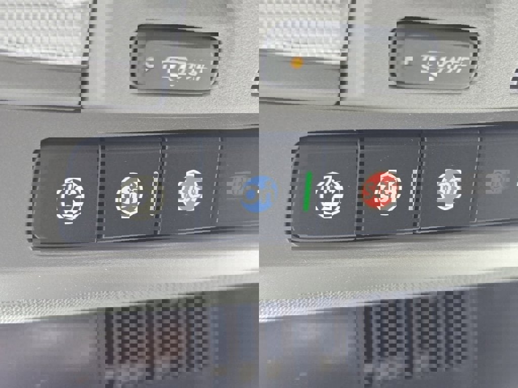 New 2026 Chevrolet Silverado 1500 Custom w/ Turbomax Blackout Package image 17