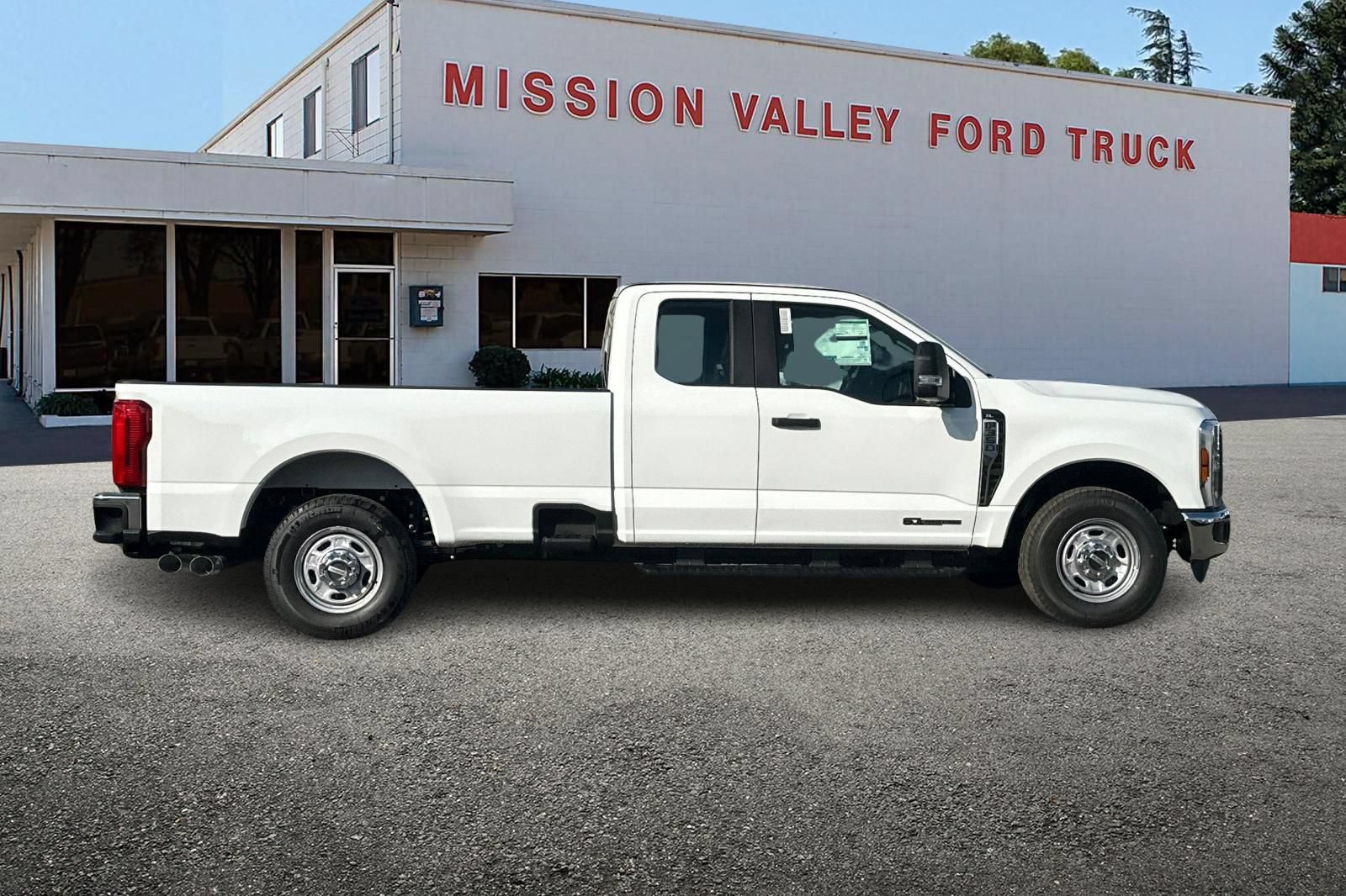 New 2026 Ford F350 XL RWD image 3