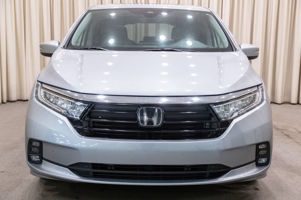 Used 2024 Honda Odyssey EX-L image 3