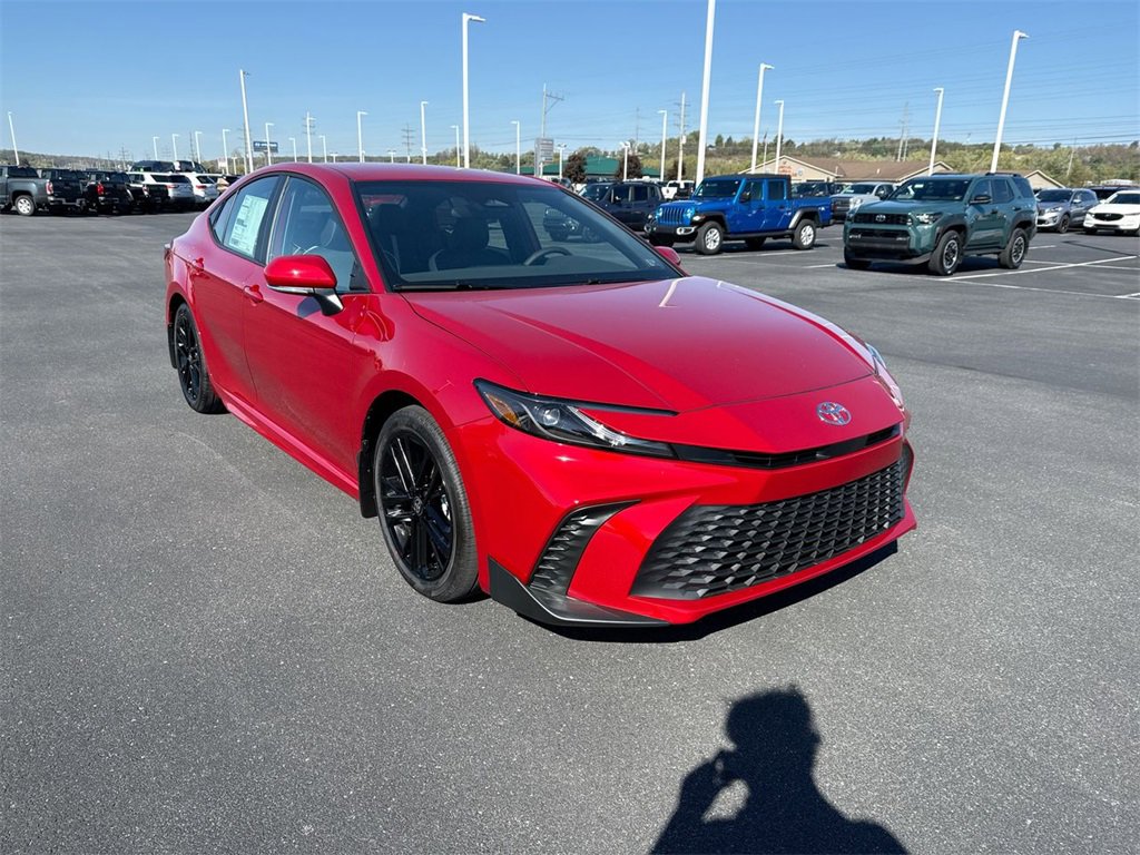New 2026 Toyota Camry SE image 2