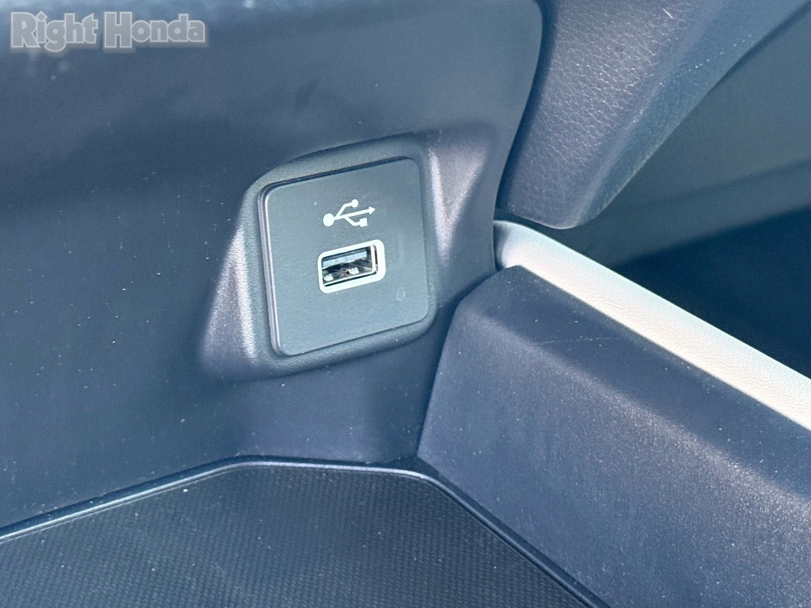 Used 2023 Honda HR-V LX image 23