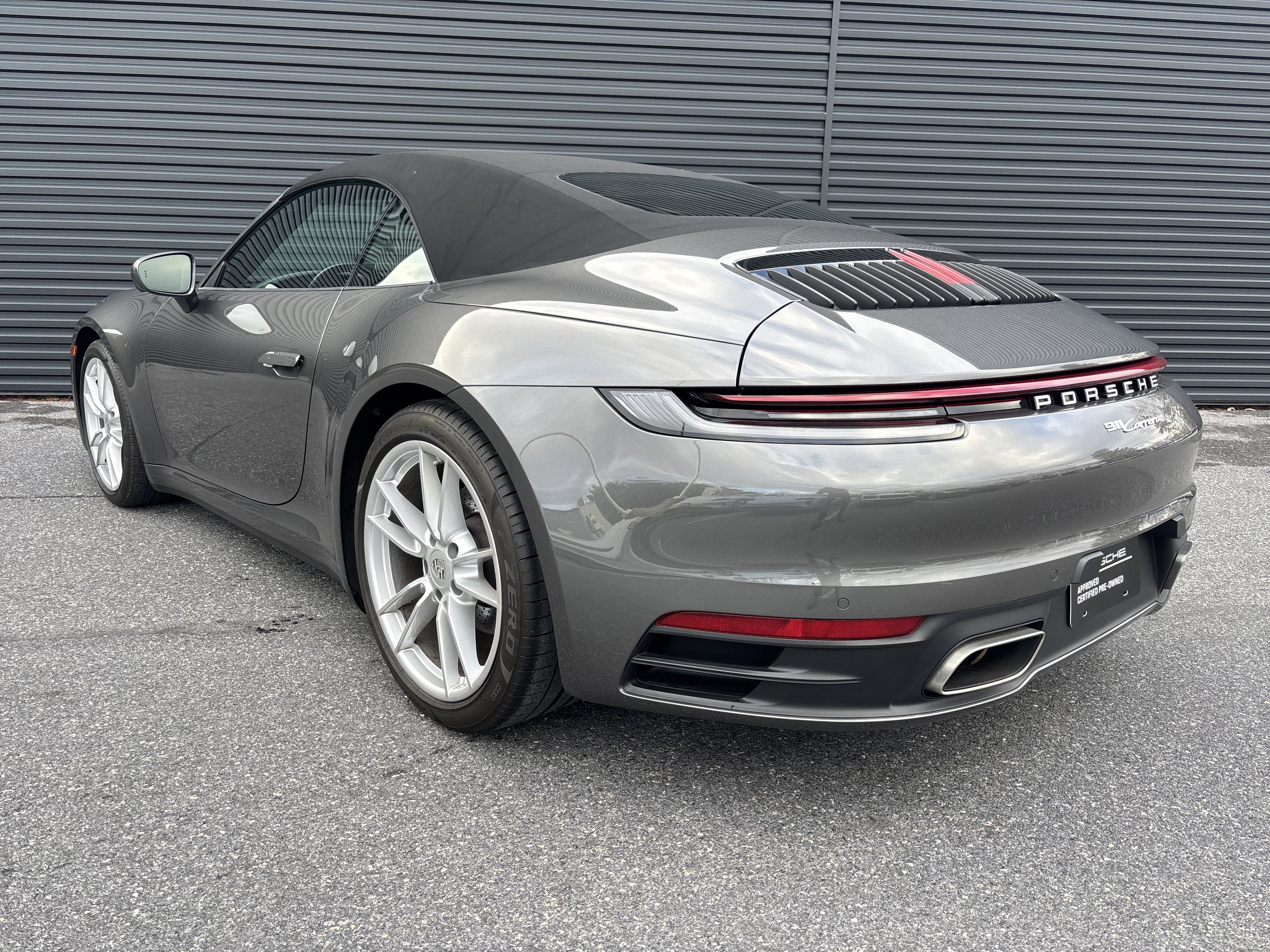 Certified 2022 Porsche 911 Carrera image 3