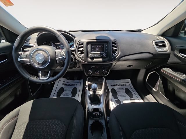 Used 2017 Jeep Compass Sport FWD image 10