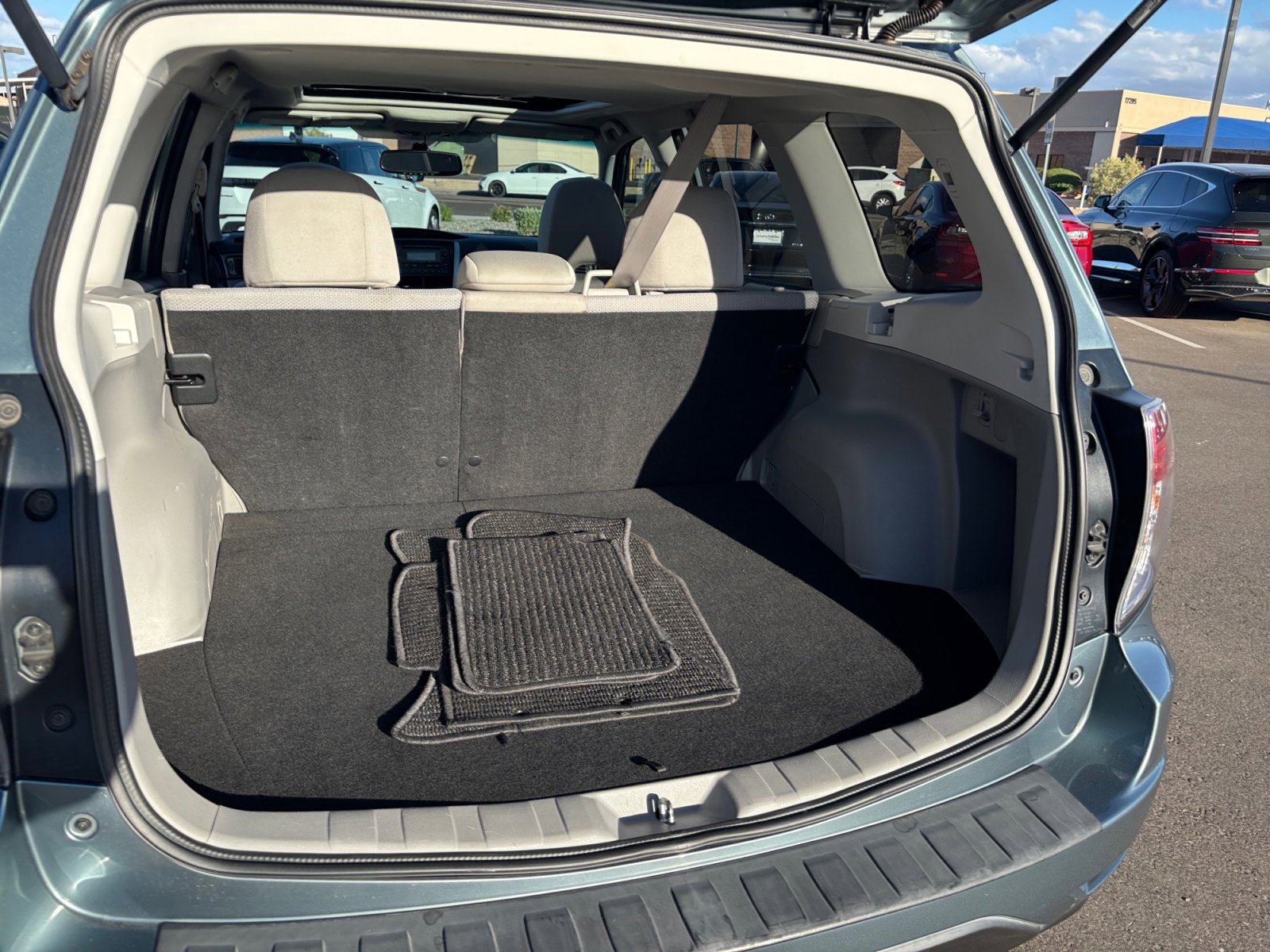 Used 2012 Subaru Forester 2.5X Premium w/ All-Weather Pkg AWD/4WD image 30