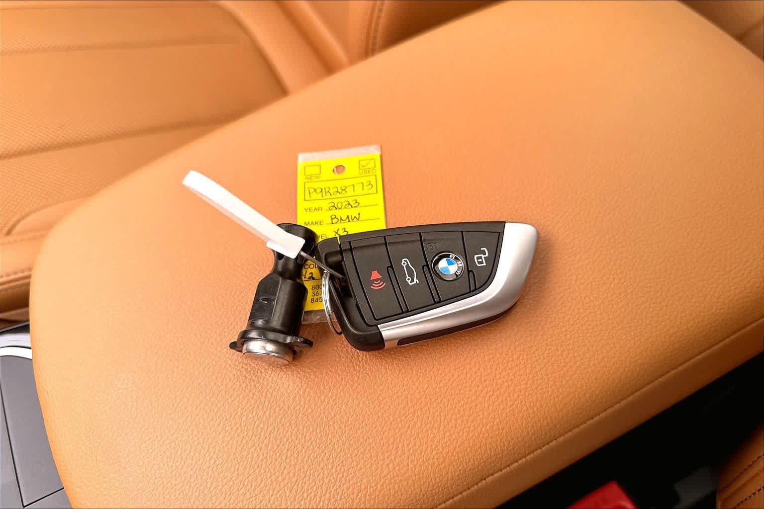 Used 2023 BMW X3 xDrive30i w/ Premium Package AWD/4WD image 14