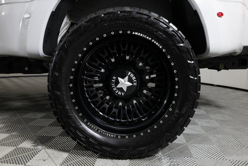 Used 2025 Ford F350 Platinum w/ Platinum Plus Package image 50