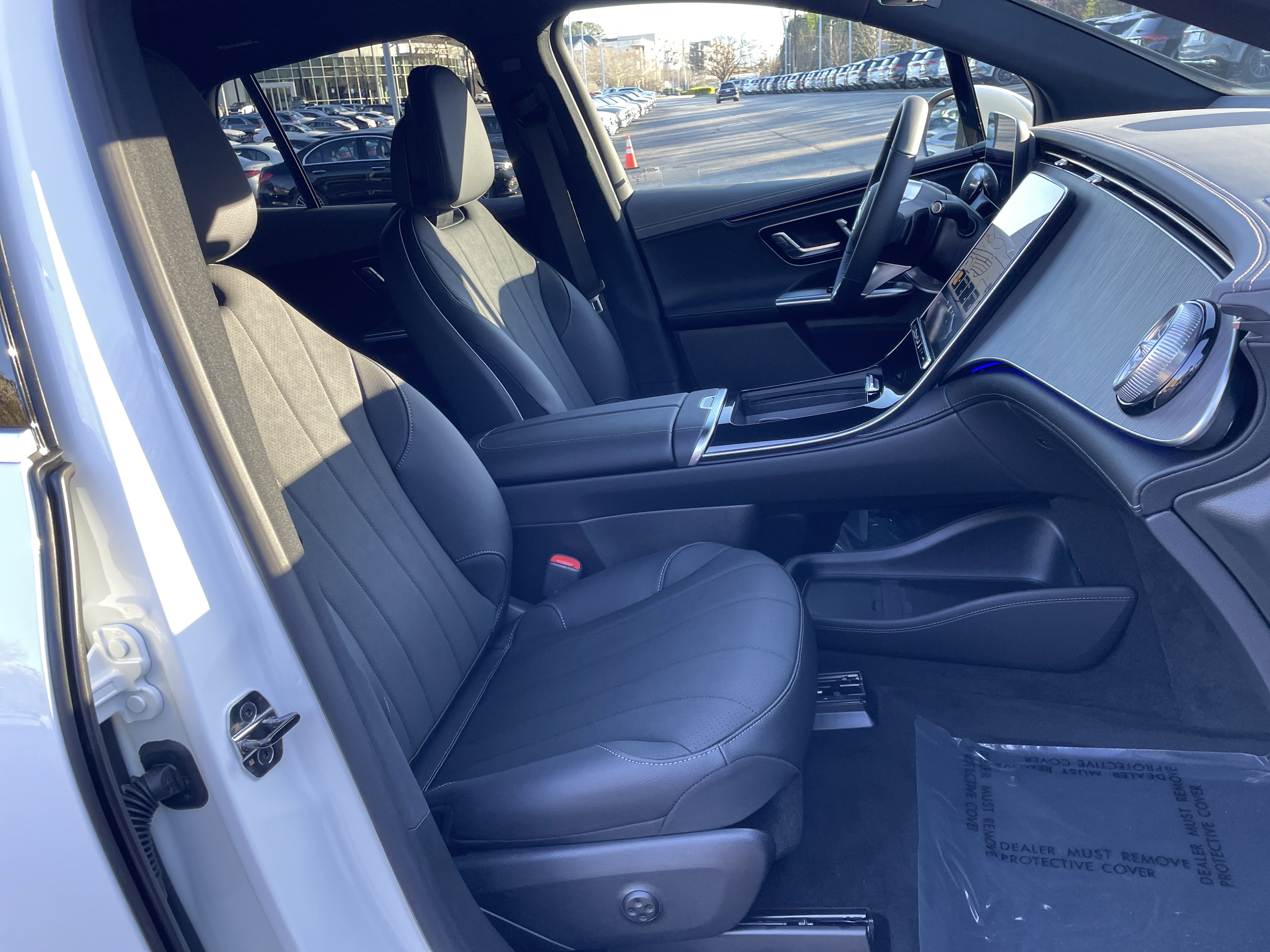 New 2026 Mercedes-Benz EQE 320 4MATIC SUV image 43