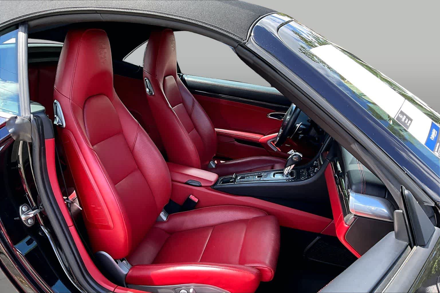 Used 2015 Porsche 911 Turbo AWD/4WD image 9