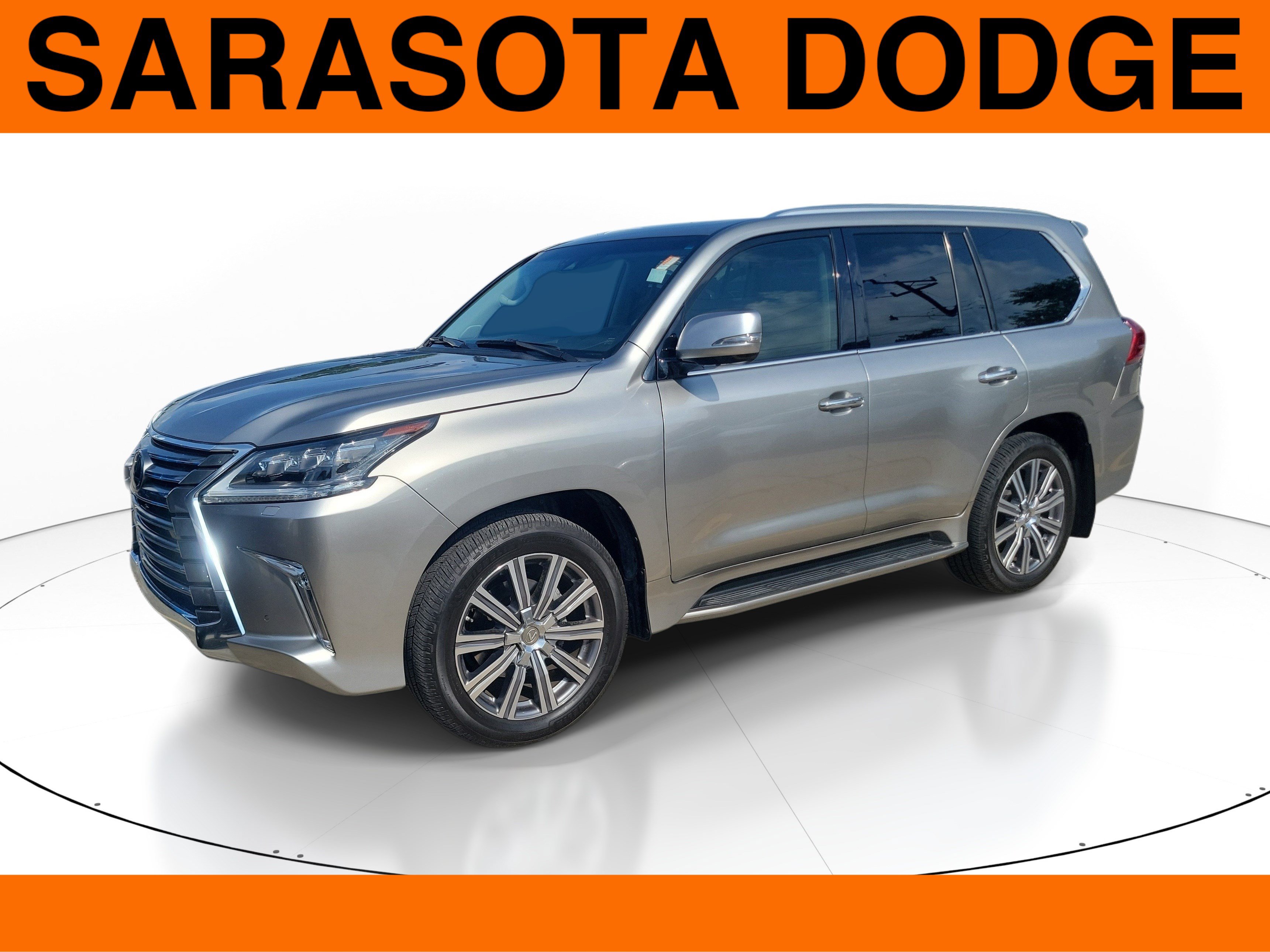 Used 2016 Lexus LX 570 4WD w/ Luxury Package image 1