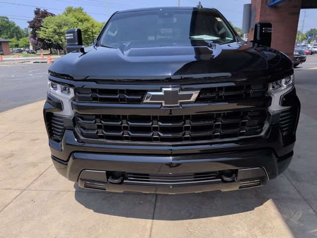 Used 2025 Chevrolet Silverado 1500 RST w/ Convenience Package II AWD/4WD image 11