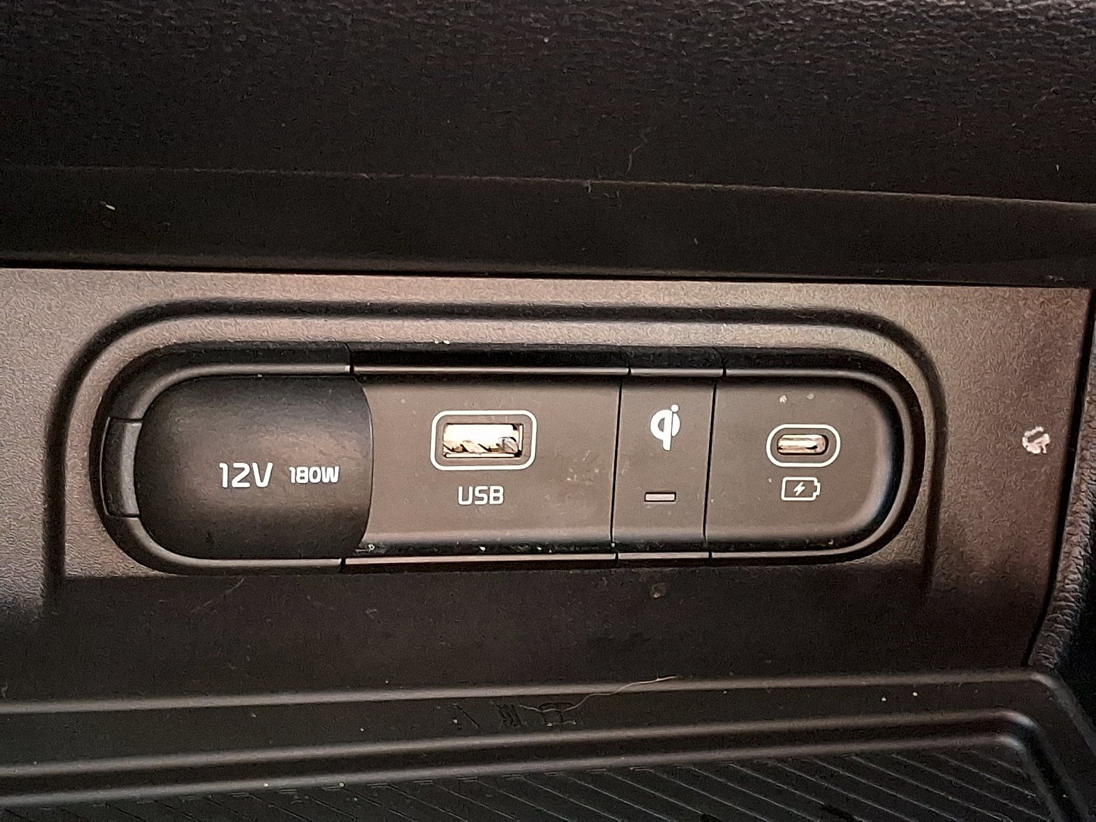 Used 2023 Kia Sportage SX FWD image 24