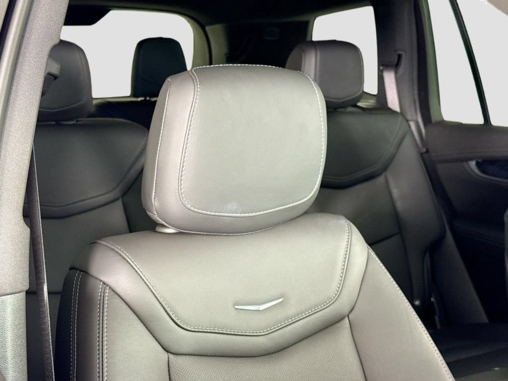 Used 2024 Cadillac XT6 Premium Luxury FWD image 25
