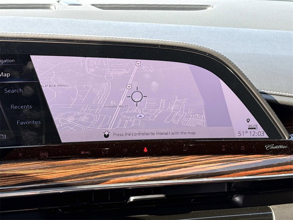 Used 2021 Cadillac Escalade Premium Luxury image 22