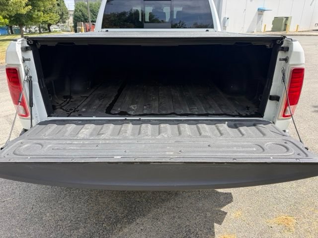 Used 2018 RAM 3500 Laramie w/ Convenience Group AWD/4WD image 9