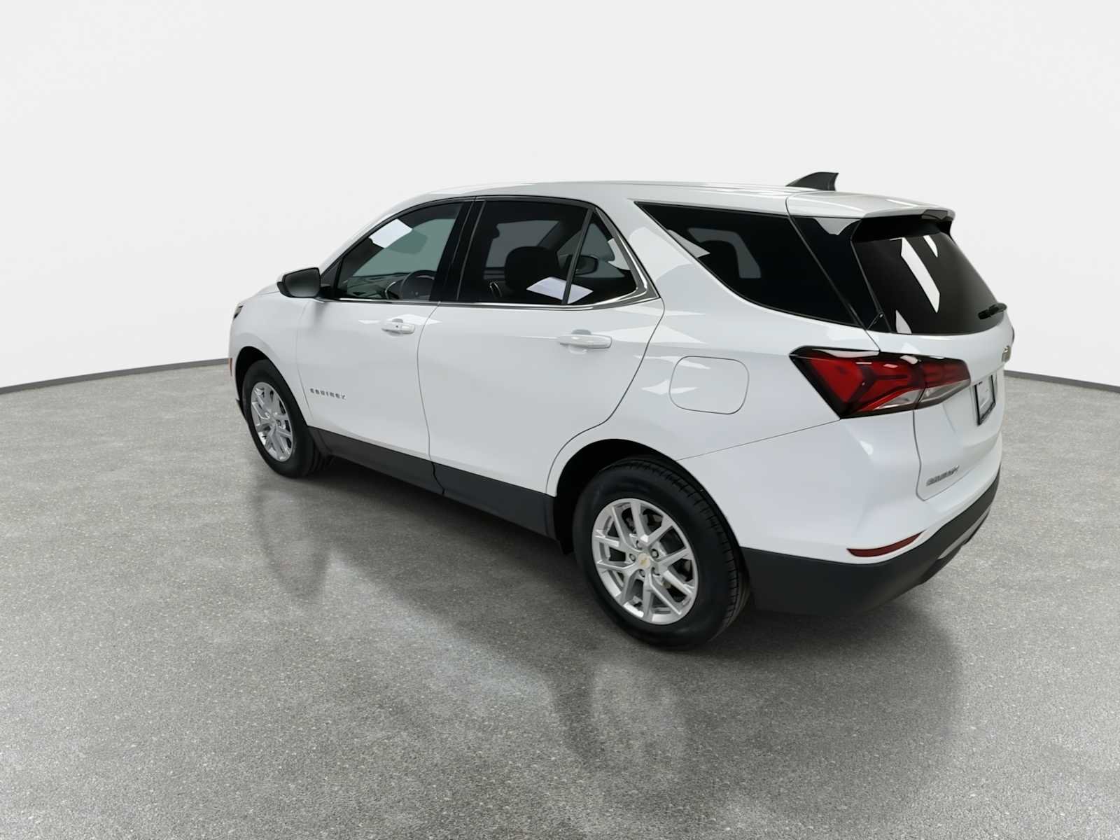 Used 2022 Chevrolet Equinox LT image 6