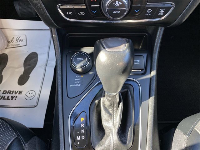 Used 2022 Jeep Cherokee Limited image 21