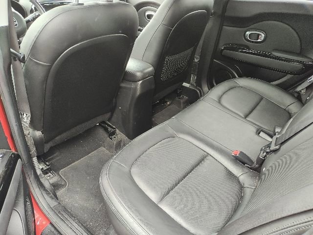 Used 2016 Kia Soul ! w/ Premium Package FWD image 7