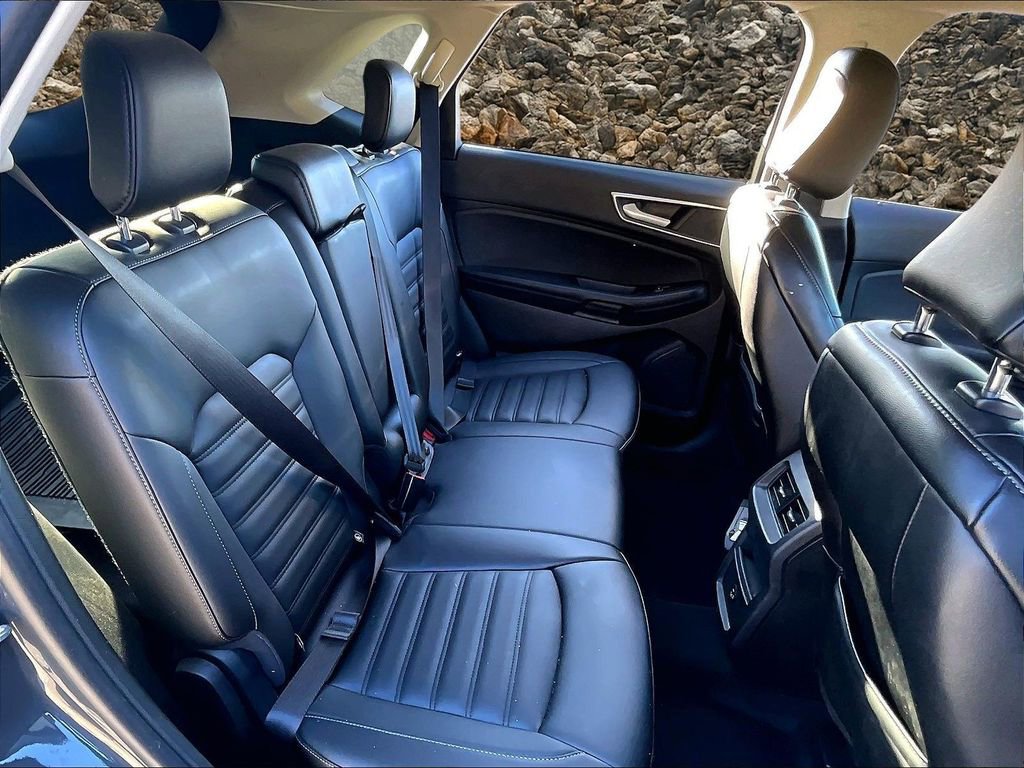 Used 2021 Ford Edge SEL image 22