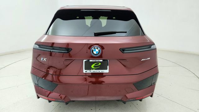 Used 2024 BMW iX xDrive50 w/ Premium Package AWD/4WD image 5