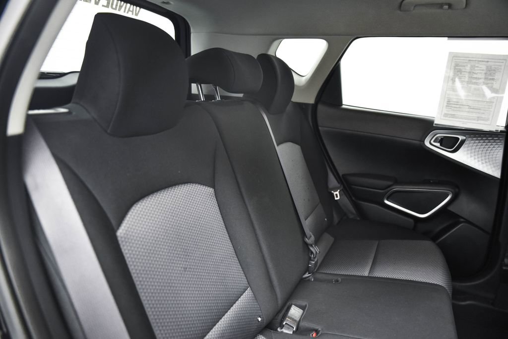 Used 2023 Kia Soul LX w/ Option Group 015 image 14